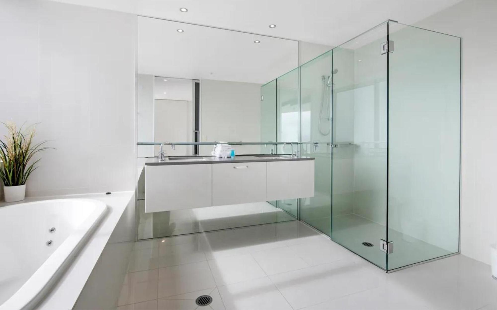 Circle On Cavill By Vaun Aparthotel โกลด์โคสต์ ภายนอก รูปภาพ