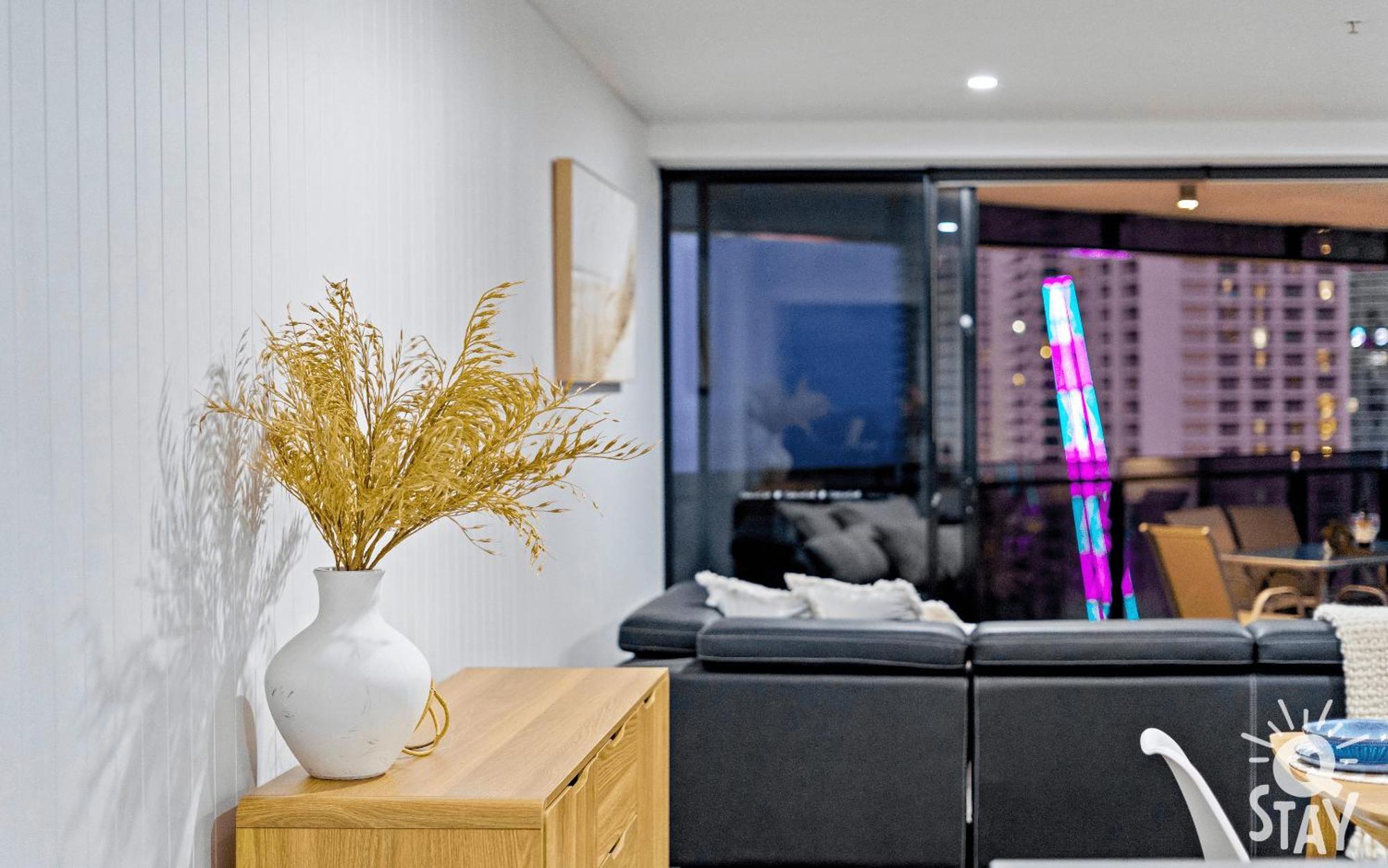 Circle On Cavill By Vaun Aparthotel โกลด์โคสต์ ภายนอก รูปภาพ